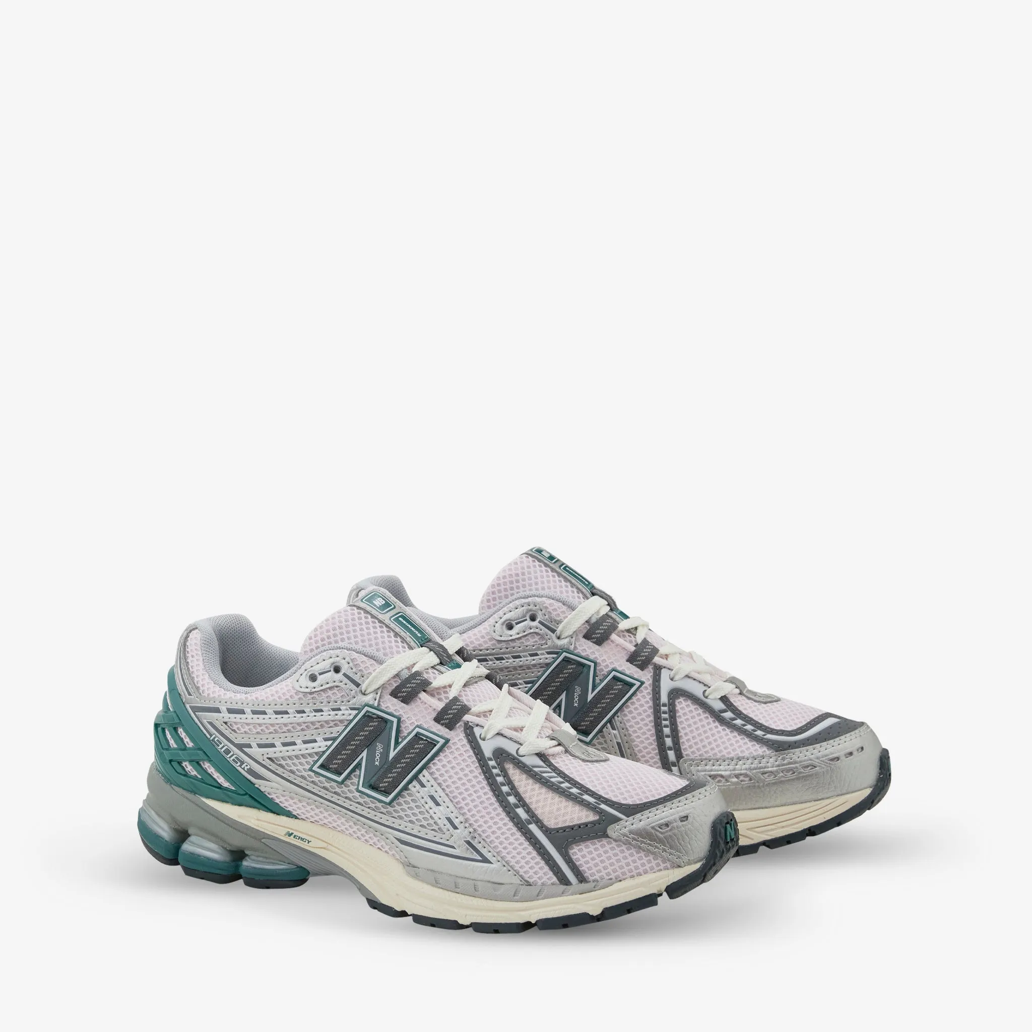 1906R Silver Metallic | Pink Granite | New Spruce