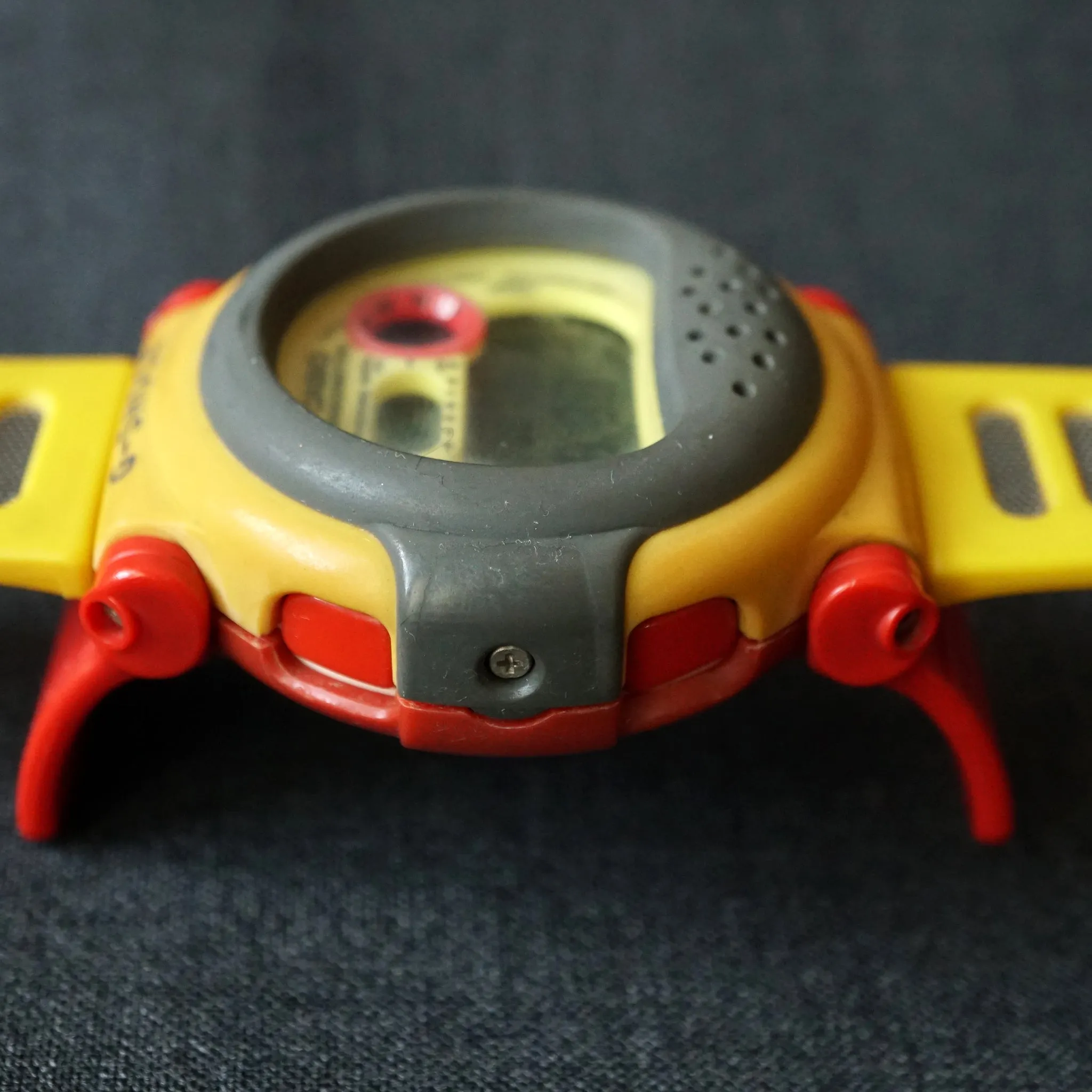 1994 VINTAGE CASIO G-SHOCK DW-001 ORIGINAL "YELLOW JASON"