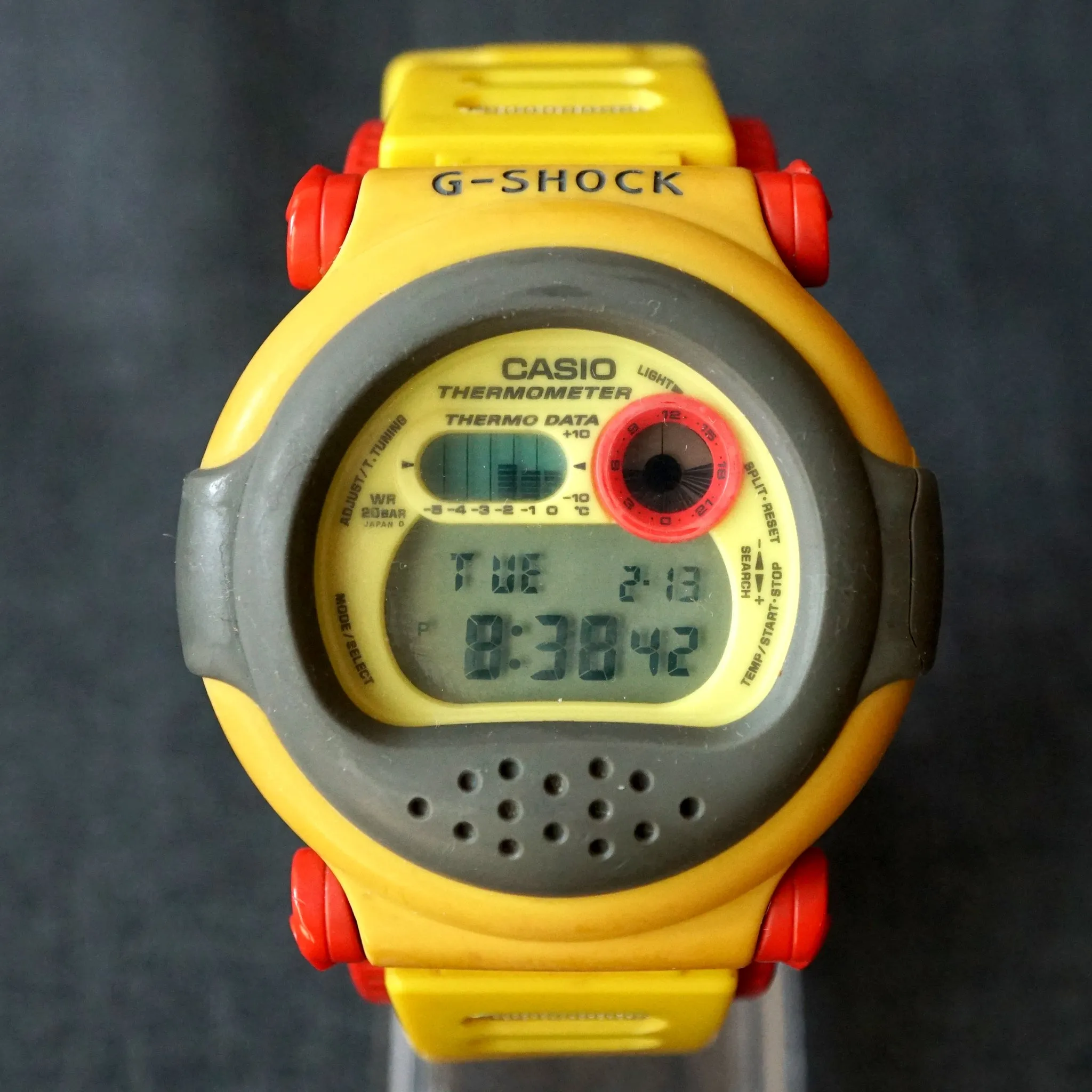 1994 VINTAGE CASIO G-SHOCK DW-001 ORIGINAL "YELLOW JASON"