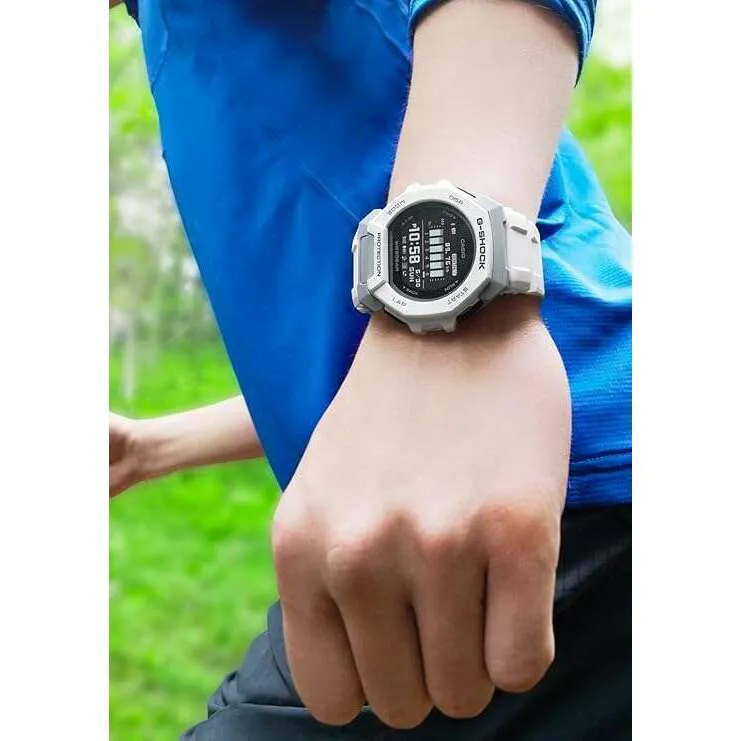CASIO G-SHOCK G-SQUAD BLUETOOTH DAY-DATE DIGITAL WHITE MEN WATCH GBD-300-7JF