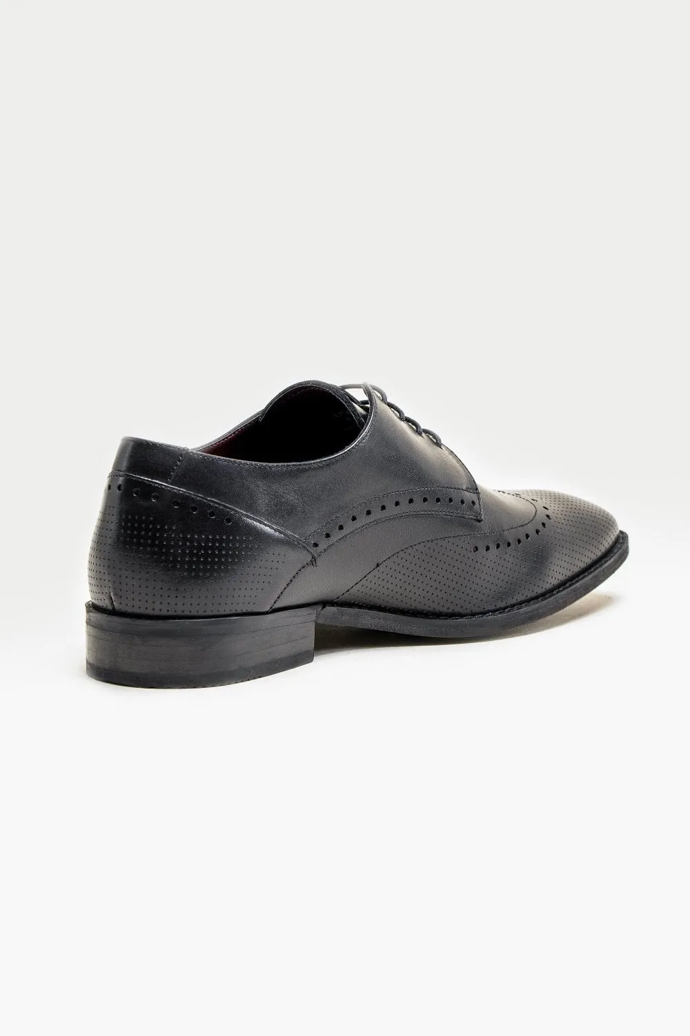 Cavani Lisbon Chaussures noires - Bout d'aile Brogue