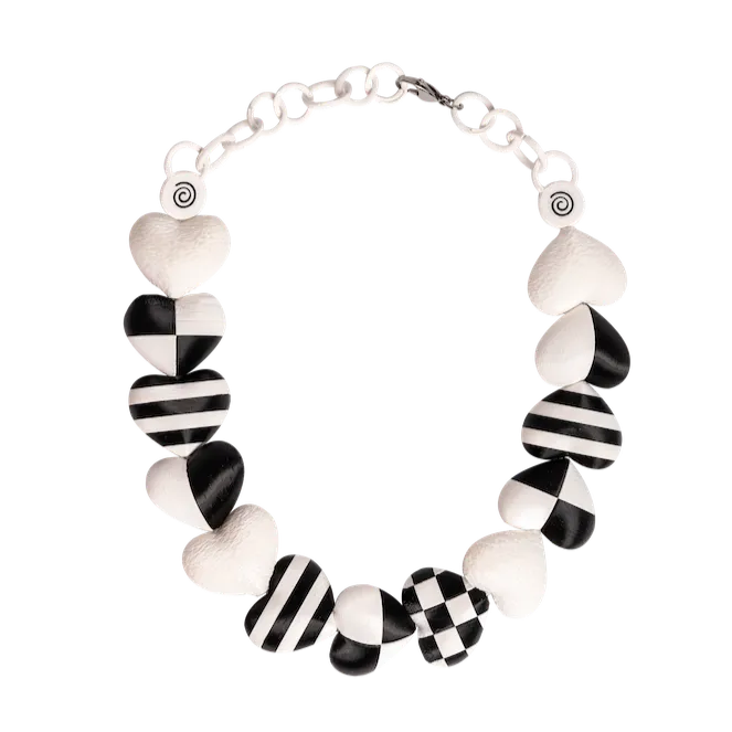 CHESS HEART NECKLACE