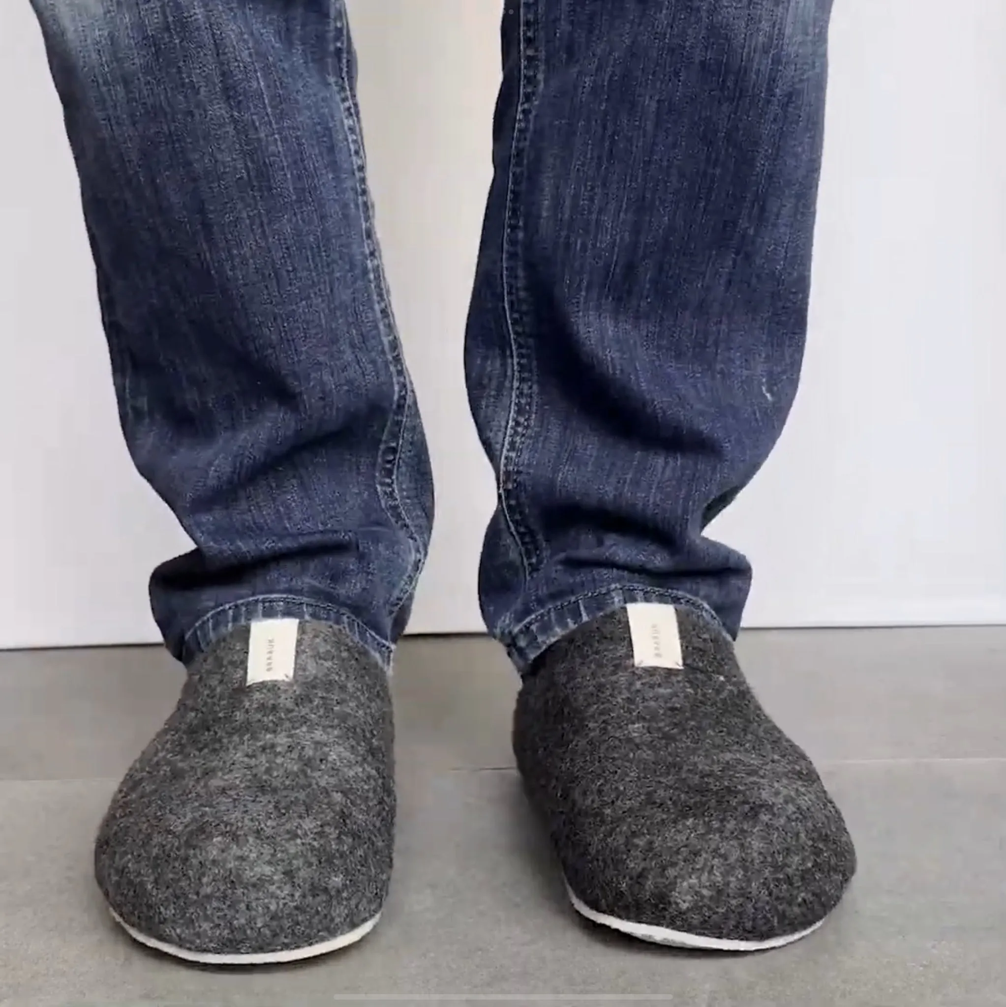 Corkybuk Slipper - Dark Grey