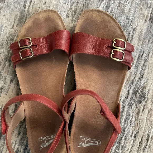 Dansko Rebekah Sandals, Burgundy Size 39
