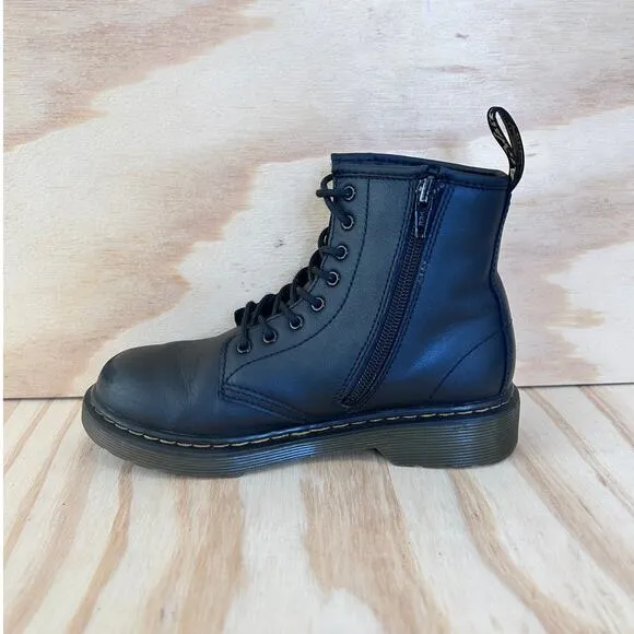 Dr. Martens - Softy T - Lace Up Boots - Black - Kids Little Girl's - 2 - 1460J