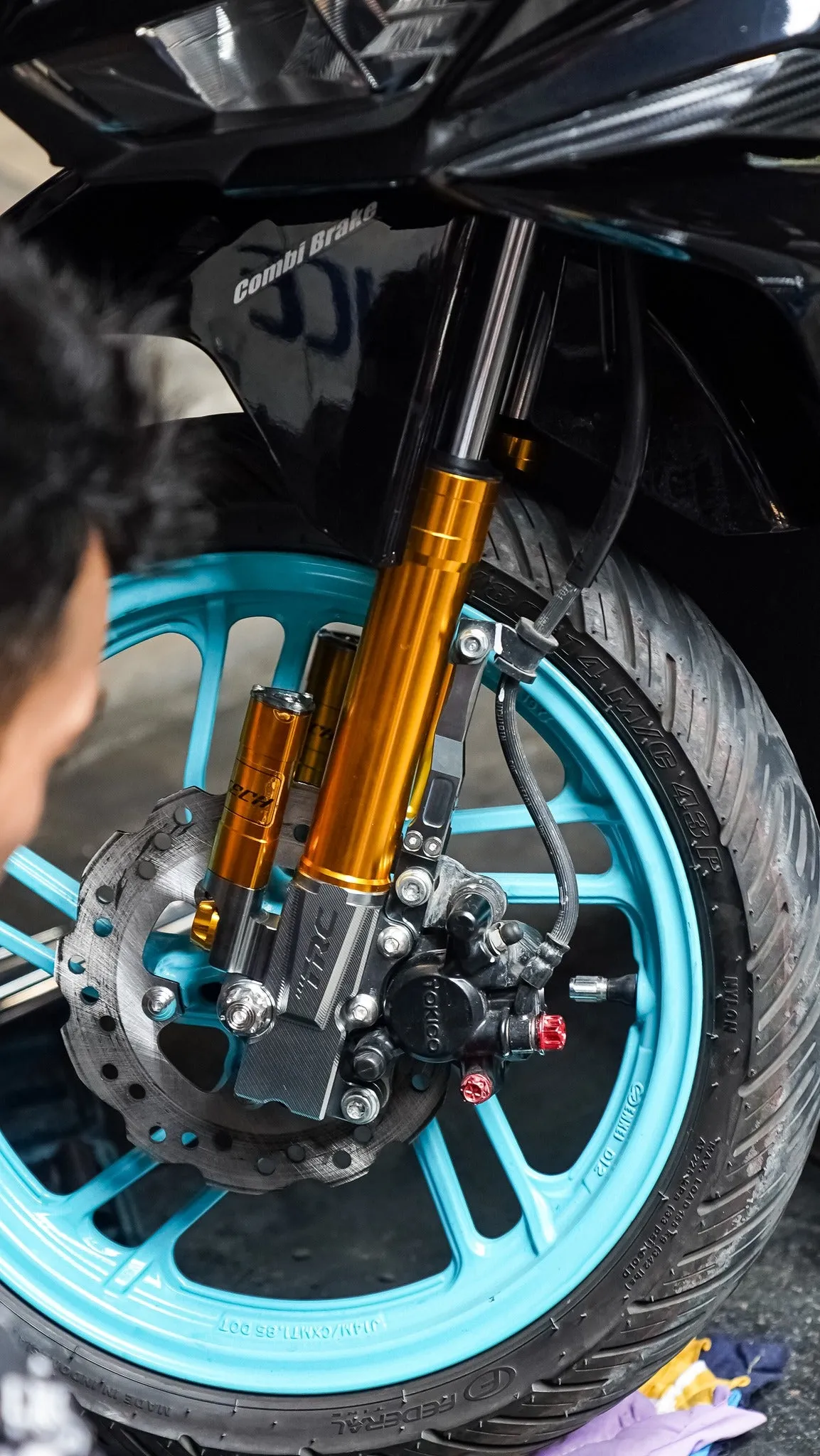 E - TRC S-TECH FRONT SHOCK CLICK / GENIO (GOLD)