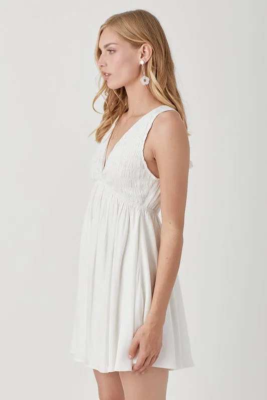 EFFORTLESS CHARM SMOCKED DRESS (WHITE)