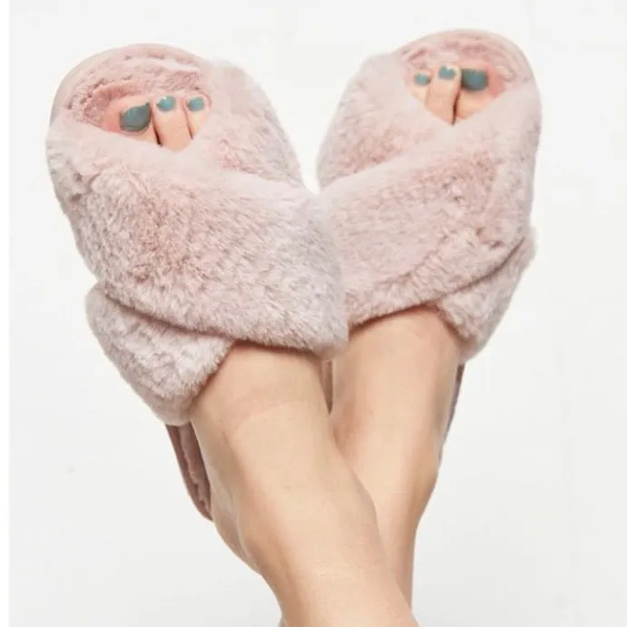Evie Baby Pink Fluffy Slippers