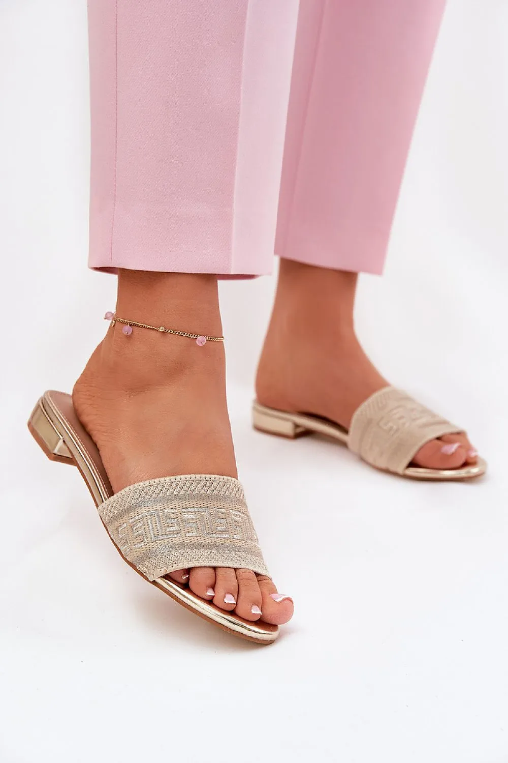 Flip-flops Step in style