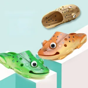 Frog Cartoon Summer Slippers: Family Beach Footwear