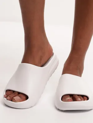 Ladies Moulded Slide Sandal - White