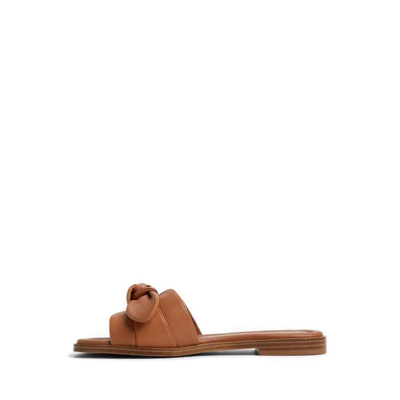 Lavinia Flat Sandals - Medium Brown