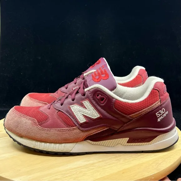 New balance Mens M530OXB red/white vintage look sneaker size 10