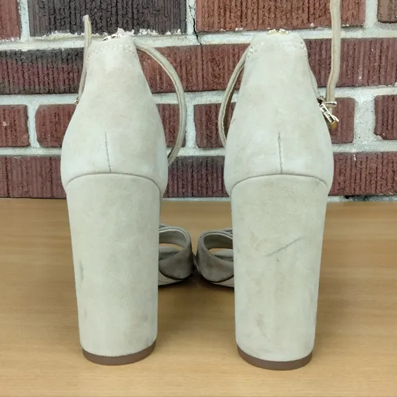 NWOT Sam Edelman Yandy Suede Block Heeled Sandals in Oatmeal