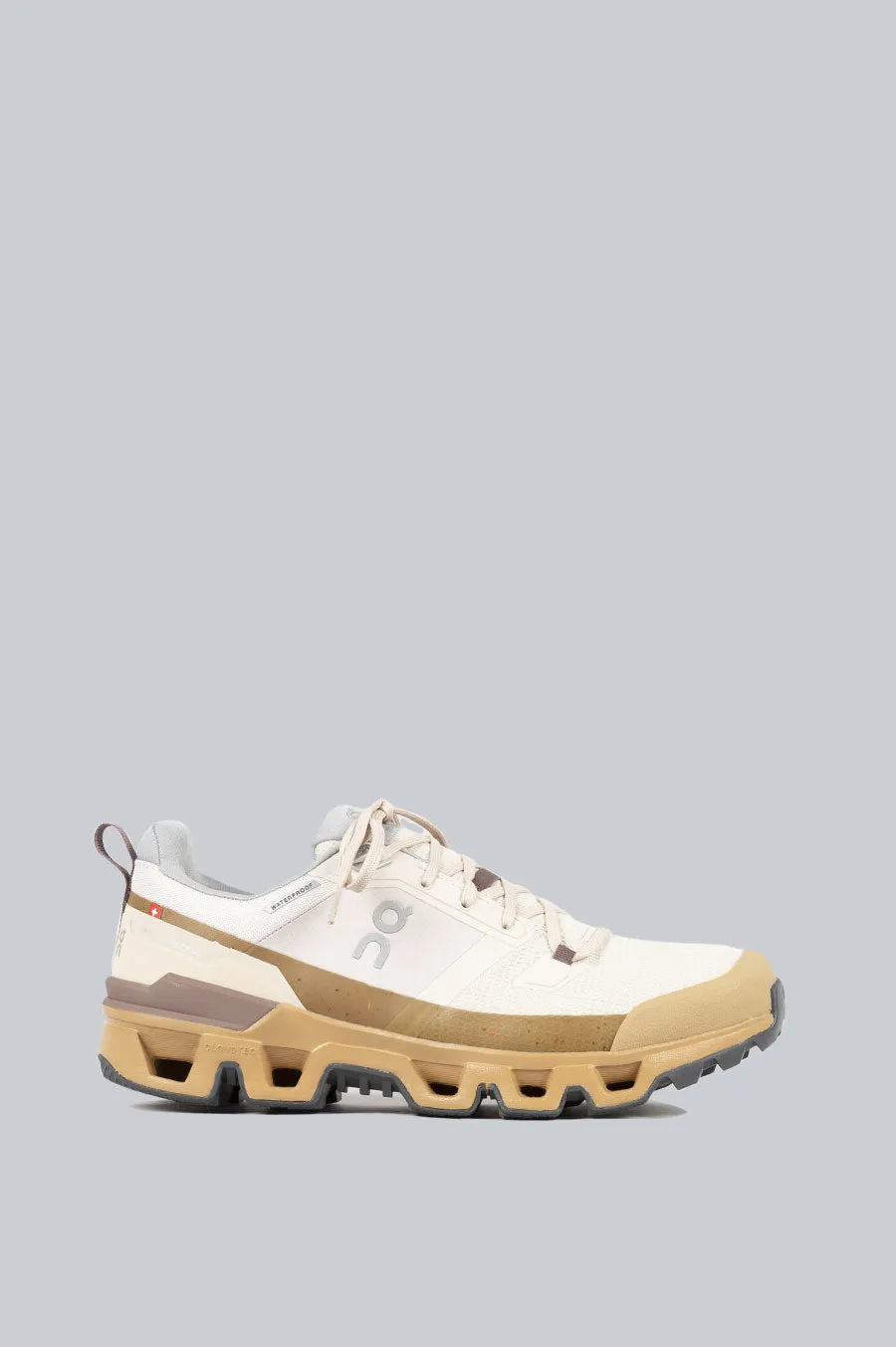 ON CLOUDWANDER WATERPROOF PEARL ROOT