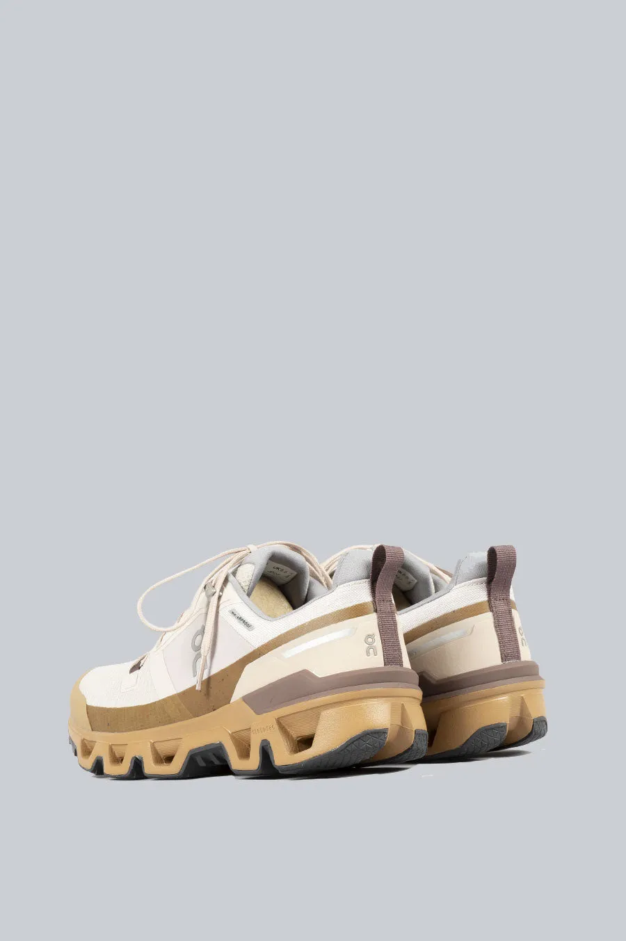 ON CLOUDWANDER WATERPROOF PEARL ROOT