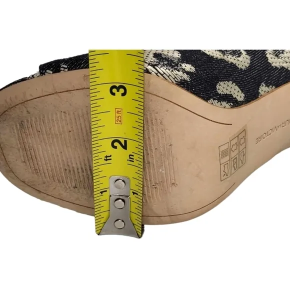 Pour La Victoire Women's Helena Mule Leopard Denim Sz 7.5 US