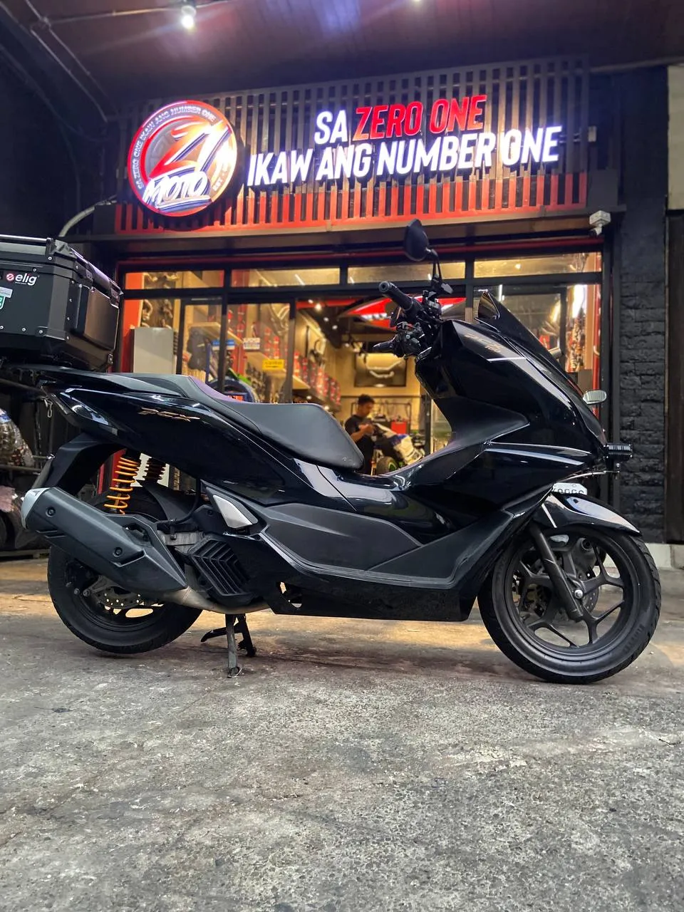 RACE POWER PREMIUM PCX (SILVER/YELLOW)