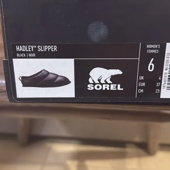 Sorel Hadley slippers, NEW in box!! Size 6