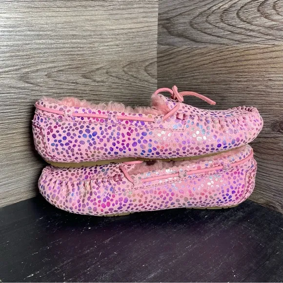 Ugg dakota spot metallic pink slippers