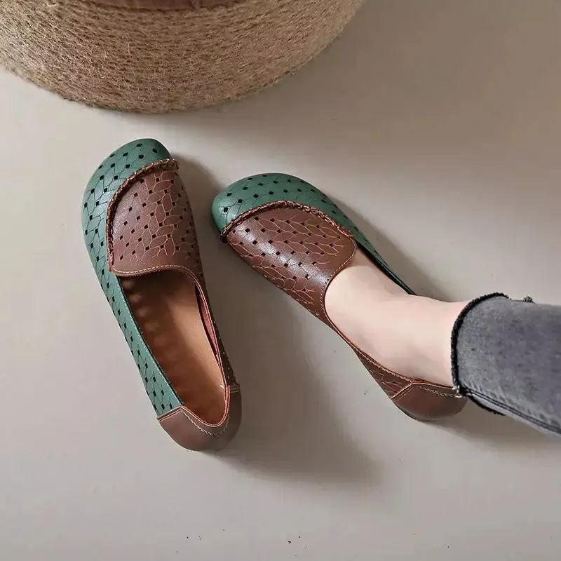 Woven moccasin for women